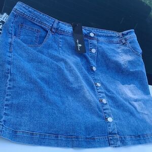 Agnes Orinda blue Jean button up skirt